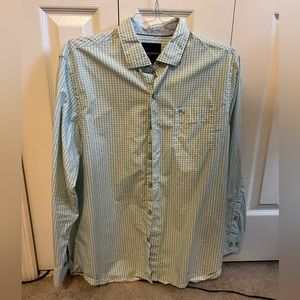 Tommy Bahama Button Down